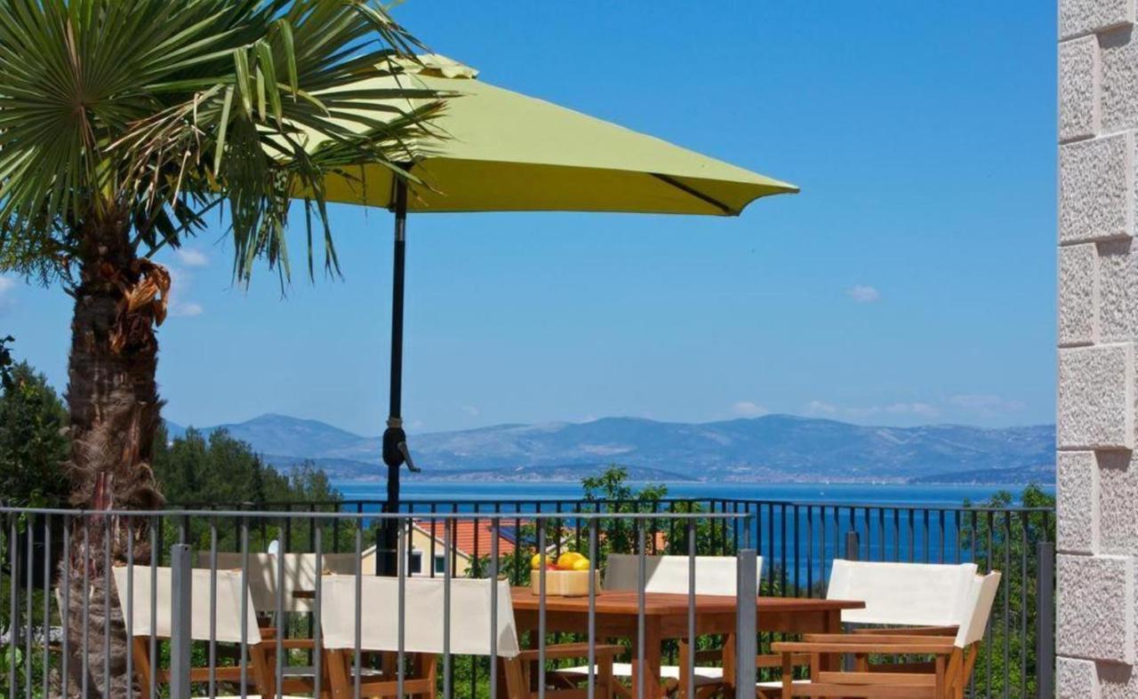 Villa Angelina Supetar Mirce Exterior foto